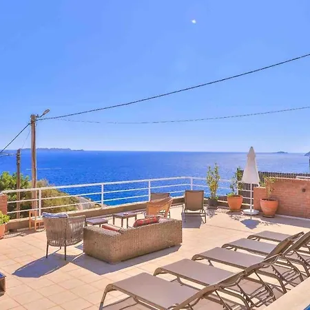 For 6 People With A View Of Kas,goekseki Location Villa Gokceoren (Antalya)